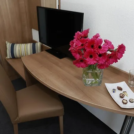 Zwei&vierzig Gasthof 3*